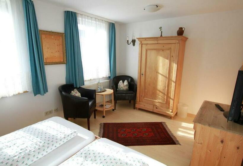 호스텔 Gästehaus Pfefferle Hotel Garni Und Ferienwohnungen