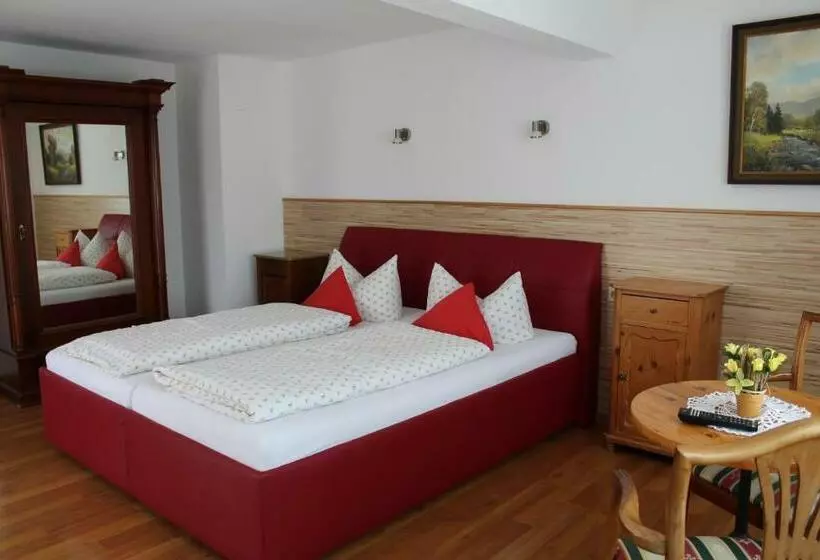 Retkeilymaja Gästehaus Pfefferle Hotel Garni Und Ferienwohnungen