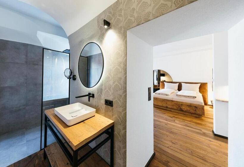 هاستل Lieperts Cafè Dinners