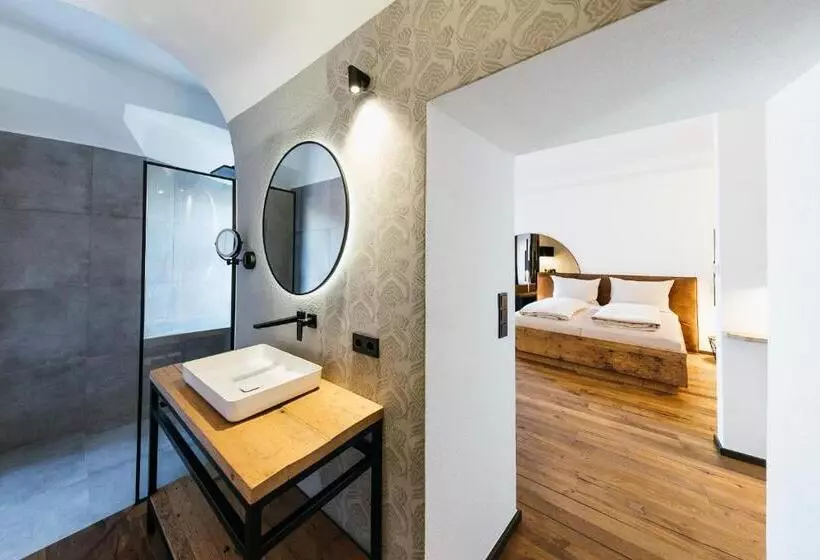 Retkeilymaja Lieperts Cafè Dinners