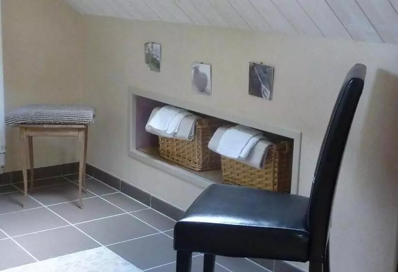ベッドアンドブレックファースト Chambre D Hotes La Queue Au Loup