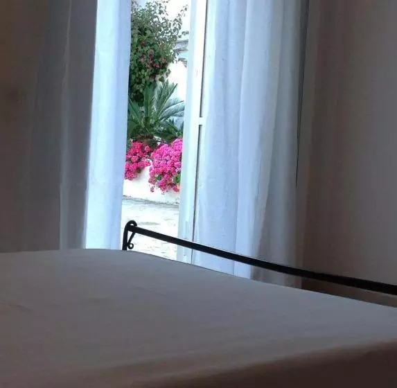 ベッドアンドブレックファースト Masseria Boezio Ostuni