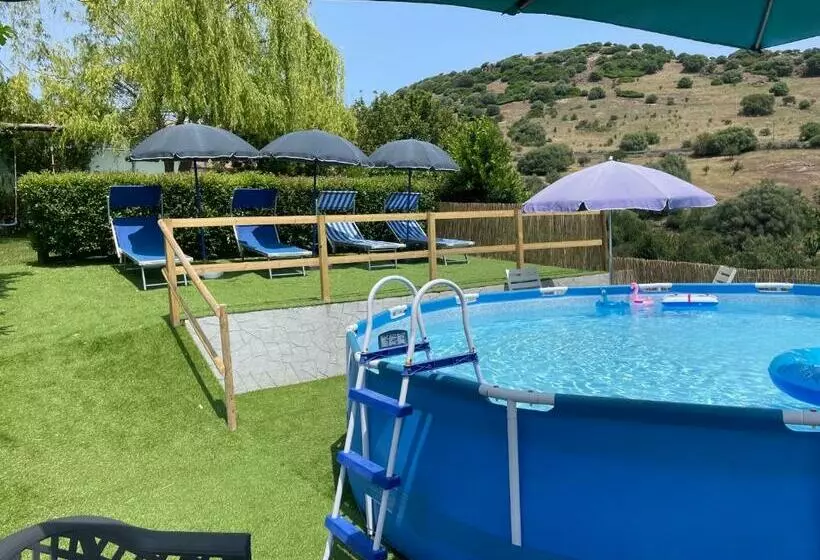 ホテル Agriturismo Cugumia