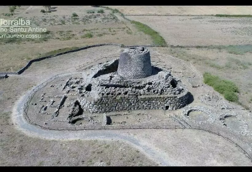 ホテル Agriturismo Cugumia