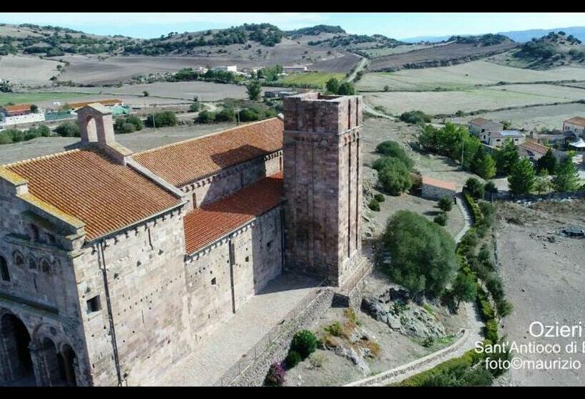 ホテル Agriturismo Cugumia