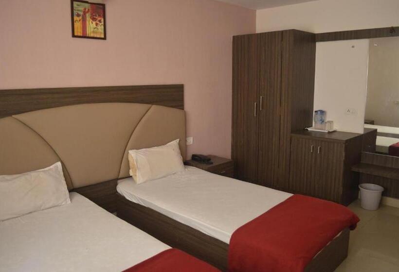 בית מלון כפרי City Palace