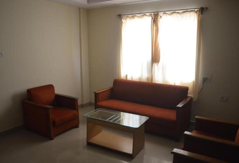 בית מלון כפרי City Palace