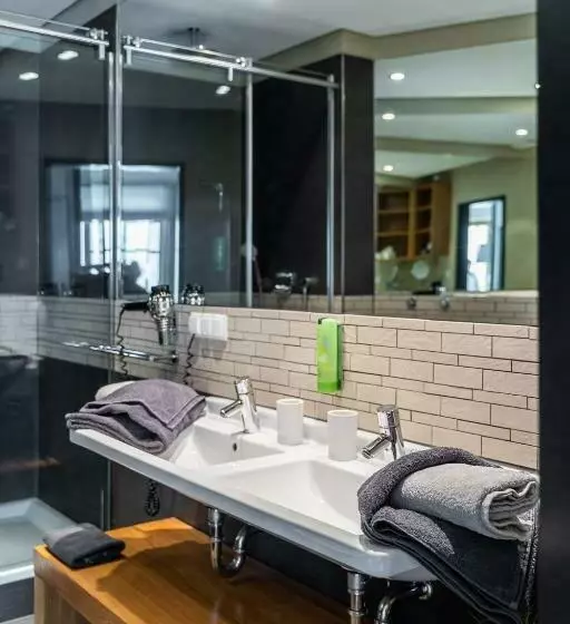 Hotelli The Green Rostock Apartment