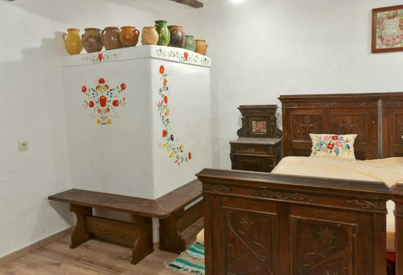 بنسيون Antiklak