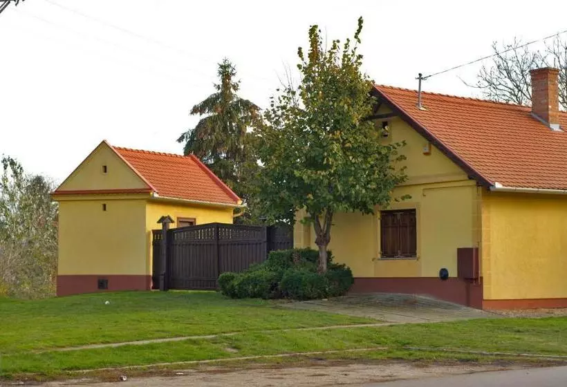 ペンション Antiklak