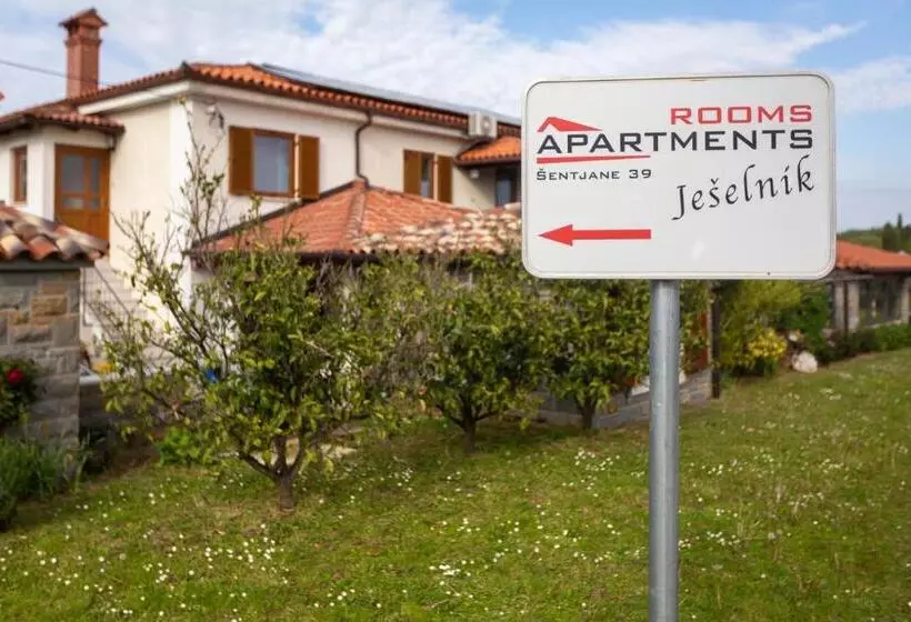 پانسیون Apartments And Rooms Ješelnik