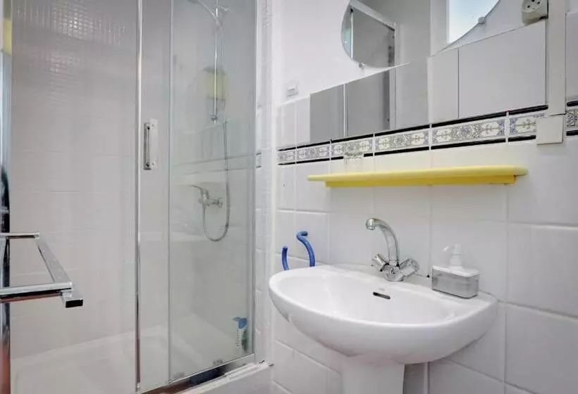 ペンション Les Iles D Or