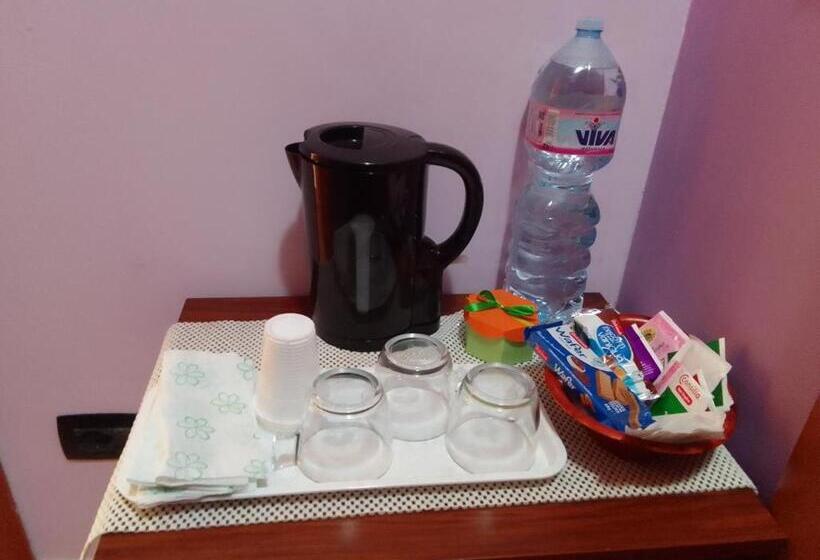 פנסיון Piccola Perla Guest House