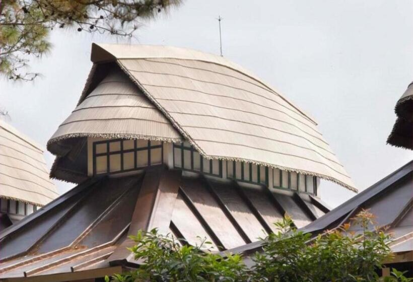 استراحتگاه Ri Kynjai Serenity By The Lake