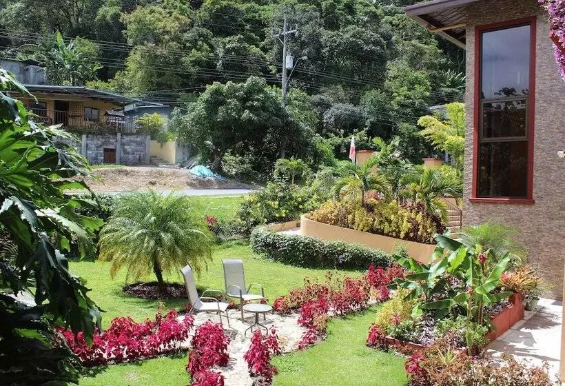 Casa De Montaña Bed & Breakfast