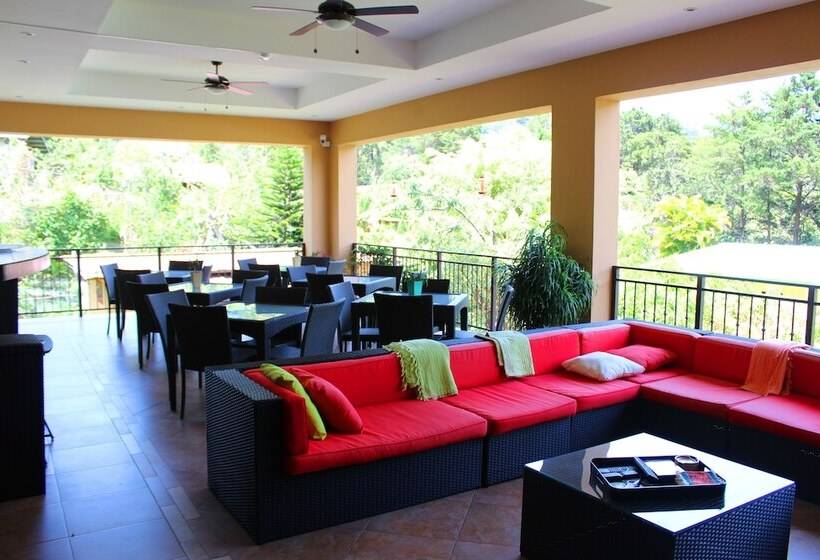 Casa De Montaña Bed & Breakfast