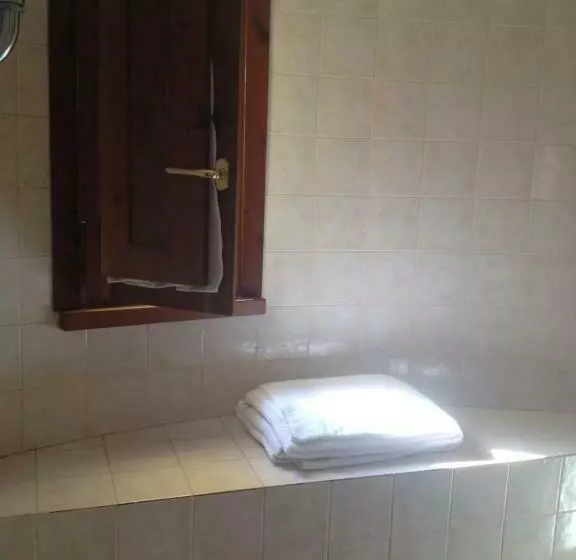 هتل Agriturismo Collepina