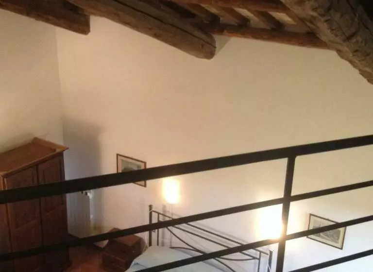 هتل Agriturismo Collepina