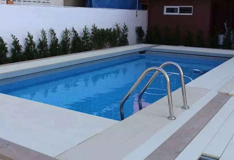 هتل Avalon Residence2