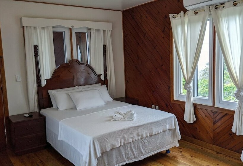 هتل Coral View Beach Resort