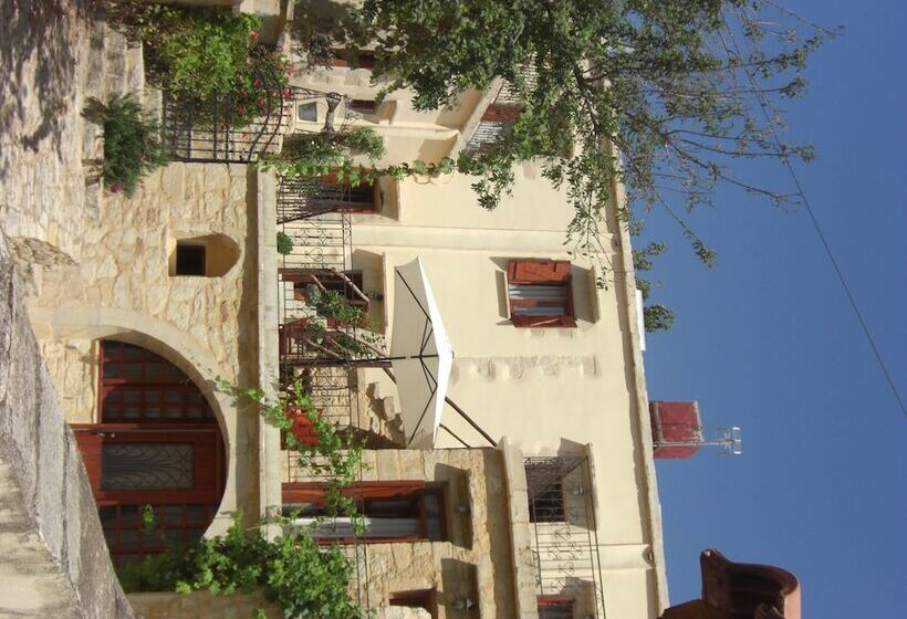 هتل Patriko Traditional Residence