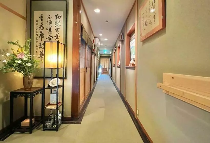 پانسیون Yamatoya
