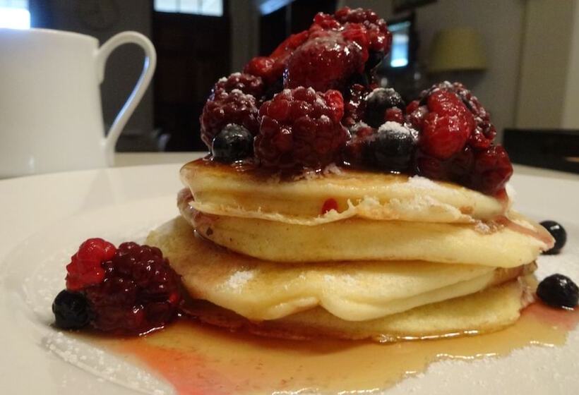 住宿加早餐 The Globe Inn