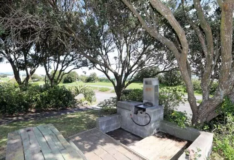 Fitzroy Beach Holiday Park