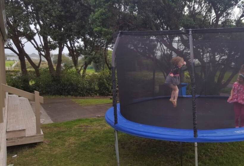 Fitzroy Beach Holiday Park