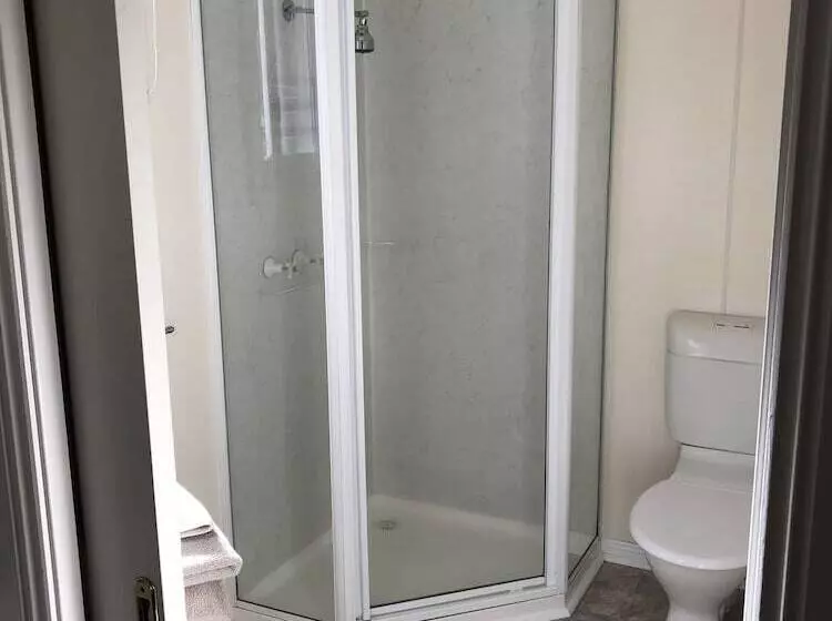 ホテル Mallacoota's Shady Gully Caravan Park