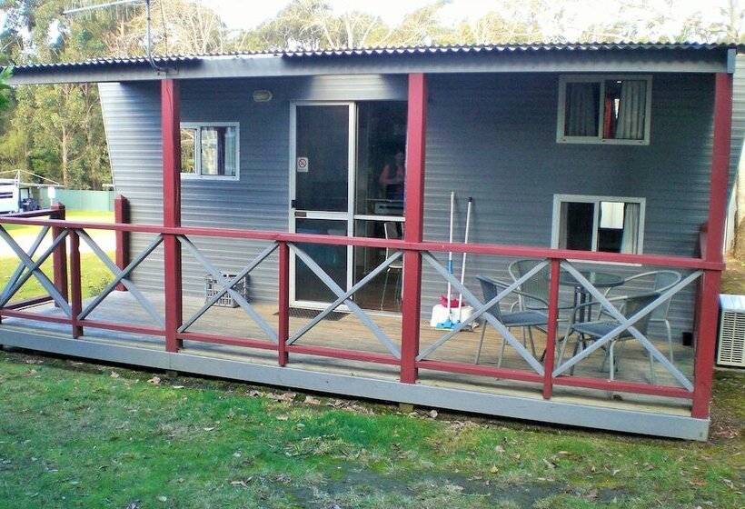 호텔 Mallacoota's Shady Gully Caravan Park