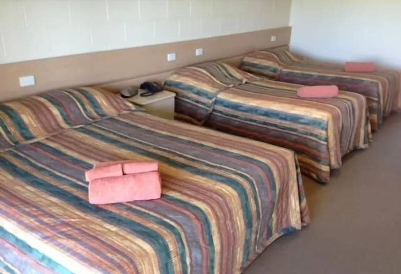 モーテル Tenterfield Golf Club Fairways Lodge