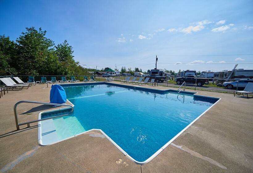 فندق Narrows Too Camping Resort