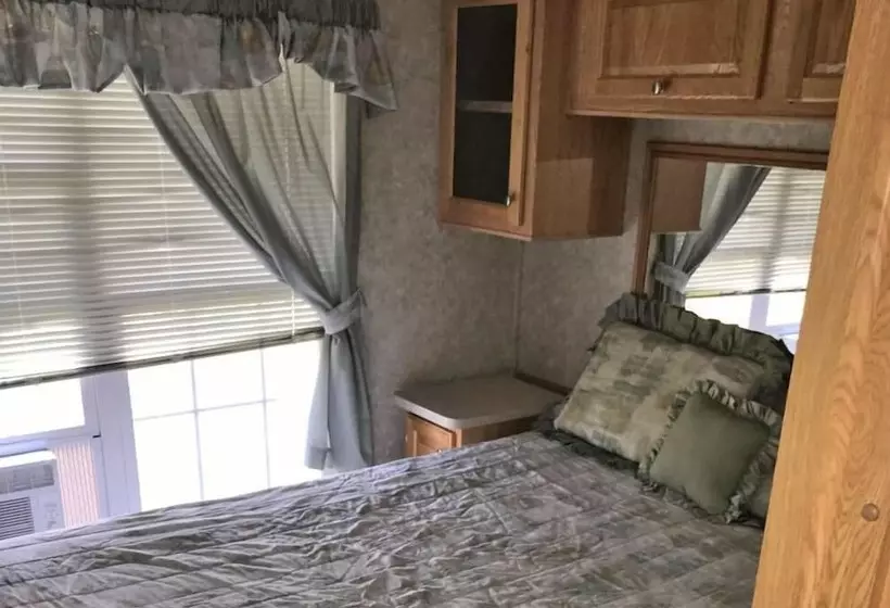 ホテル Narrows Too Camping Resort