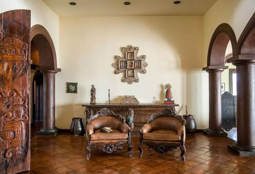 Hotelli Hacienda Cerritos