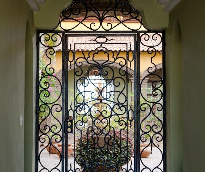 酒店 Hacienda Cerritos