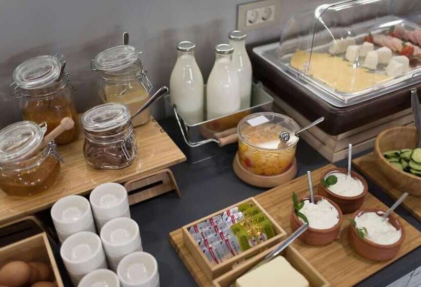 צימר Kanathos Pigi