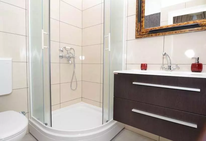 Hotelli Guesthouse Mimbelli