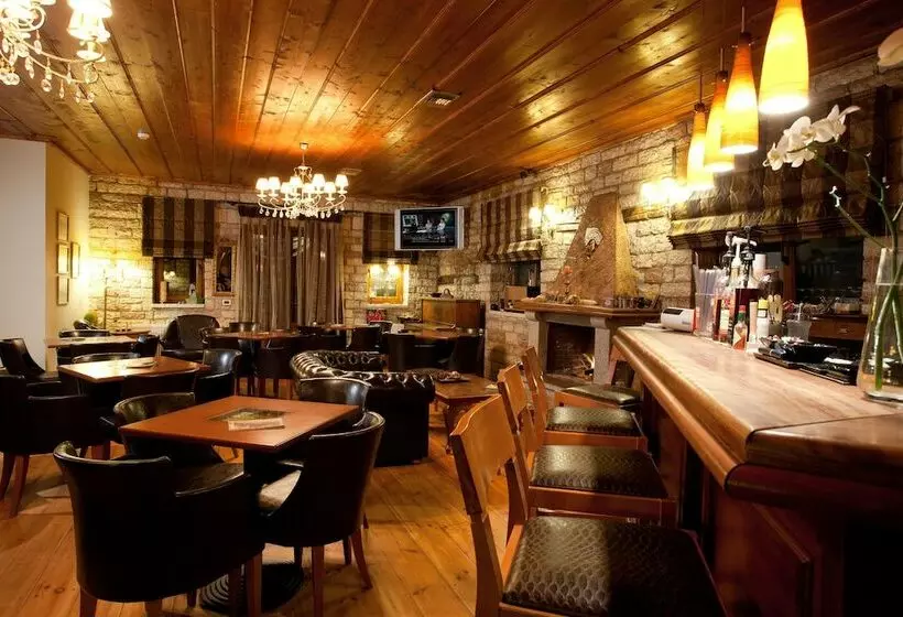 Majatalo Nisista Lodge Mountain View