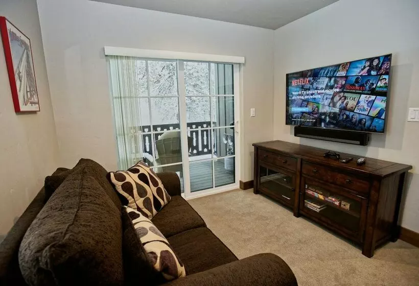 Silverpine Hideaway By Casago Mccall  Donerightmanagement