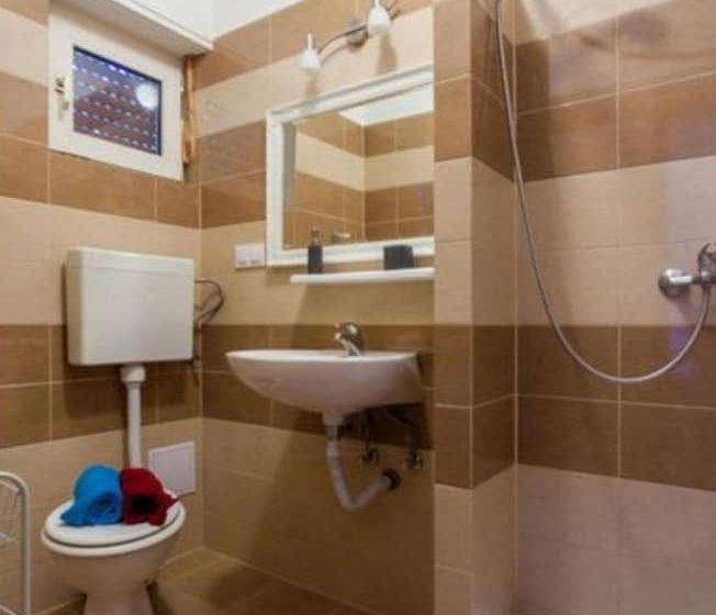 Отель Lovely Double Bed Room With Balcony And Sea View