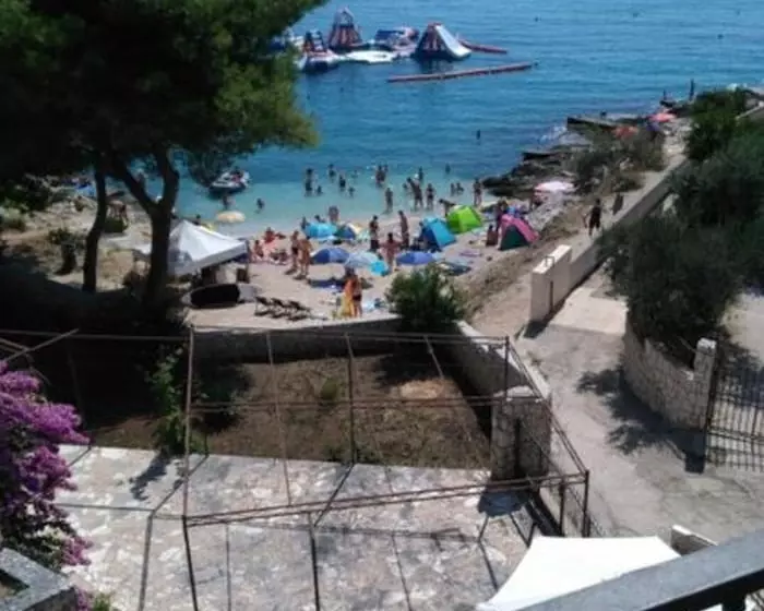 Hotelli Lovely Double Bed Room With Balcony And Sea View