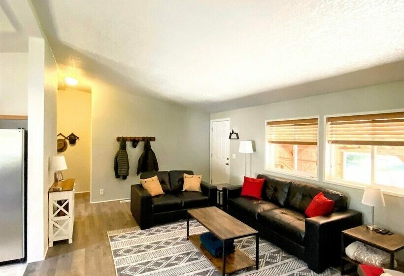 Little Woods Outpost