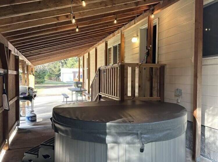 Little Woods Outpost