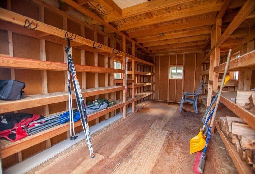 Little Woods Outpost