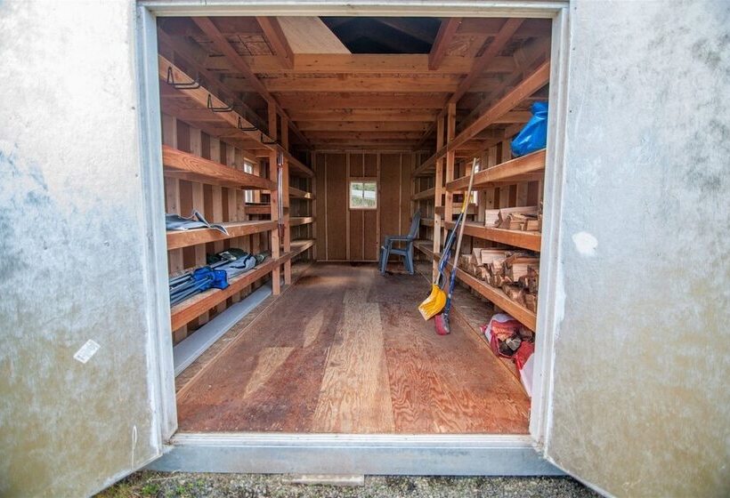 Little Woods Outpost