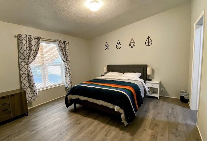 Little Woods Outpost