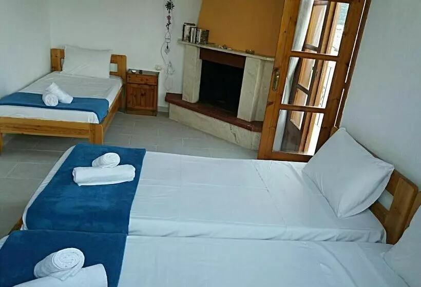 ペンション Nostalgia