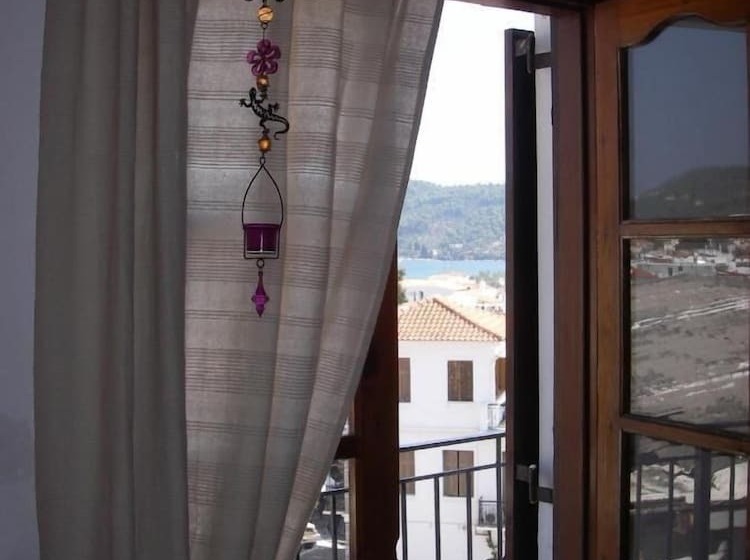 پانسیون Nostalgia