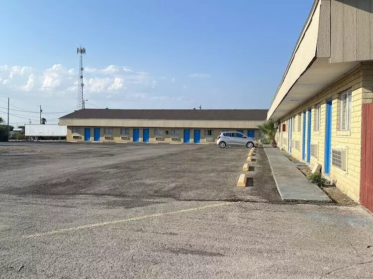 Motelli Champions Inn